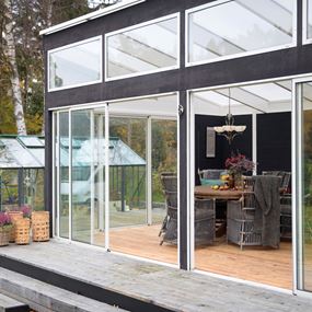 Erillinen pulpetti 25 m2 - Erillinen lasiterassi