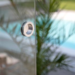 WG 10 ramlöst glasparti till pergola och sommaruterum
