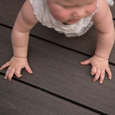 Kiinnitysklipsi ja ruuvi, ruostumaton - Puukomposiittinen terassilauta